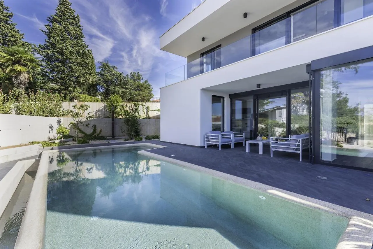 Family Friendly House With A Swimming Pool Vantacici, Krk - 19263 Malinska